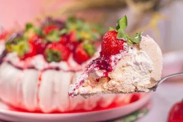 Strawberry Pavlova